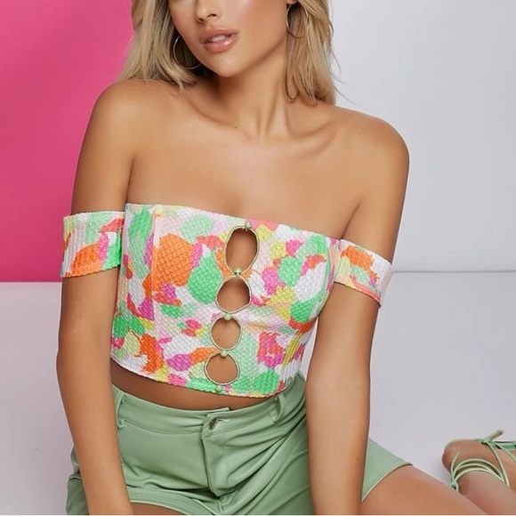 Tie Back cropped textured multi color top off shoulder - Picture 2 of 5